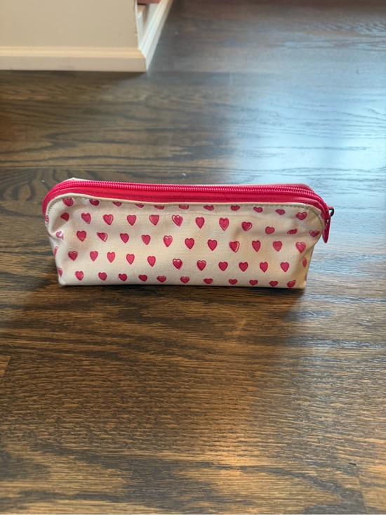Roller Rabbit Handbags - Roller Rabbit Pink Heart Canvas Cosmetic Case with Hot Pink Zip